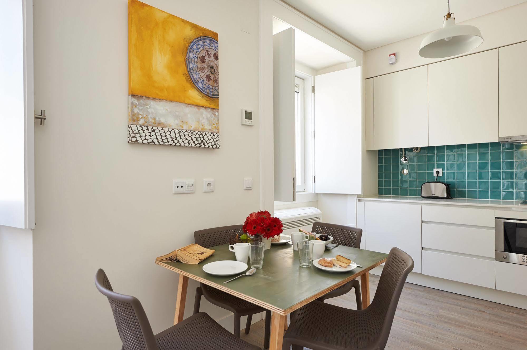 Hello Lisbon Santos Azulejos Apartments Εξωτερικό φωτογραφία